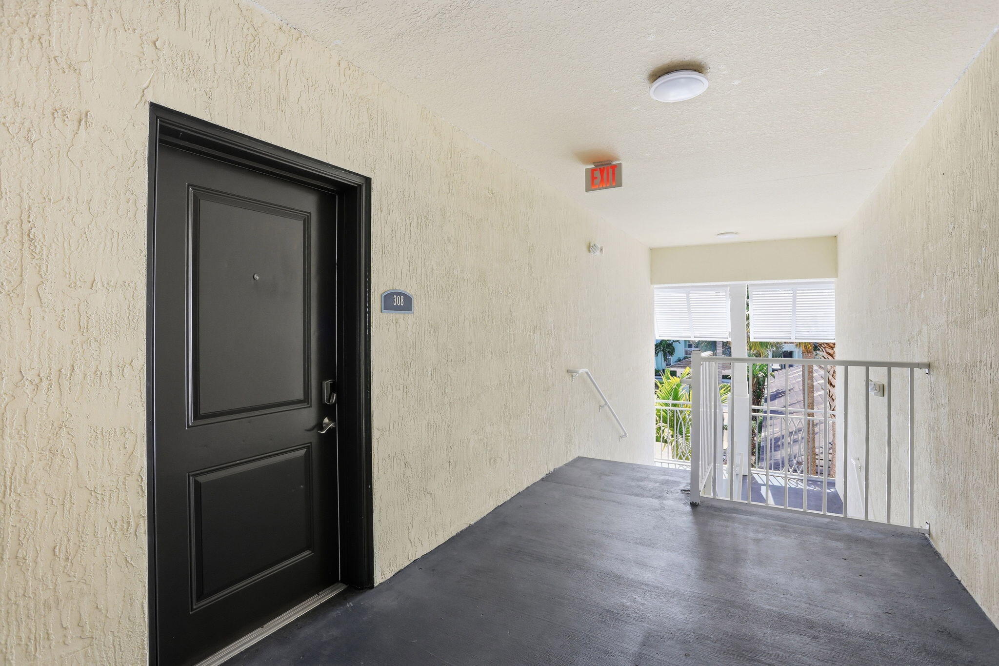 3611 High Ridge Road, Unit 308 Boynton Beach, FL 33426 - Photo 22 of 37 1-web-or-mls-0E2A6277