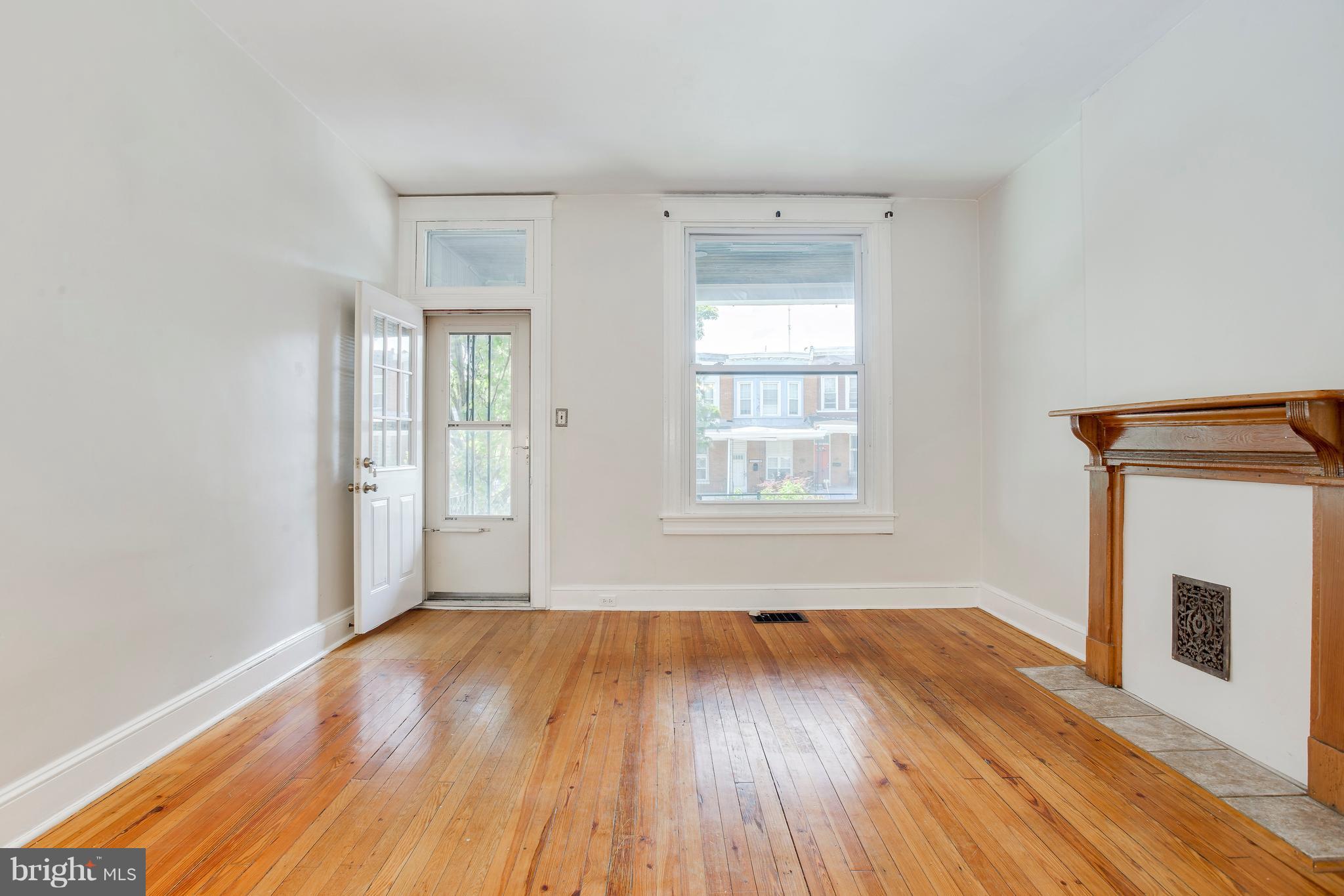 4119 Falls Road Baltimore, MD 21211 - Photo 3 of 23 sunlight fills the living room