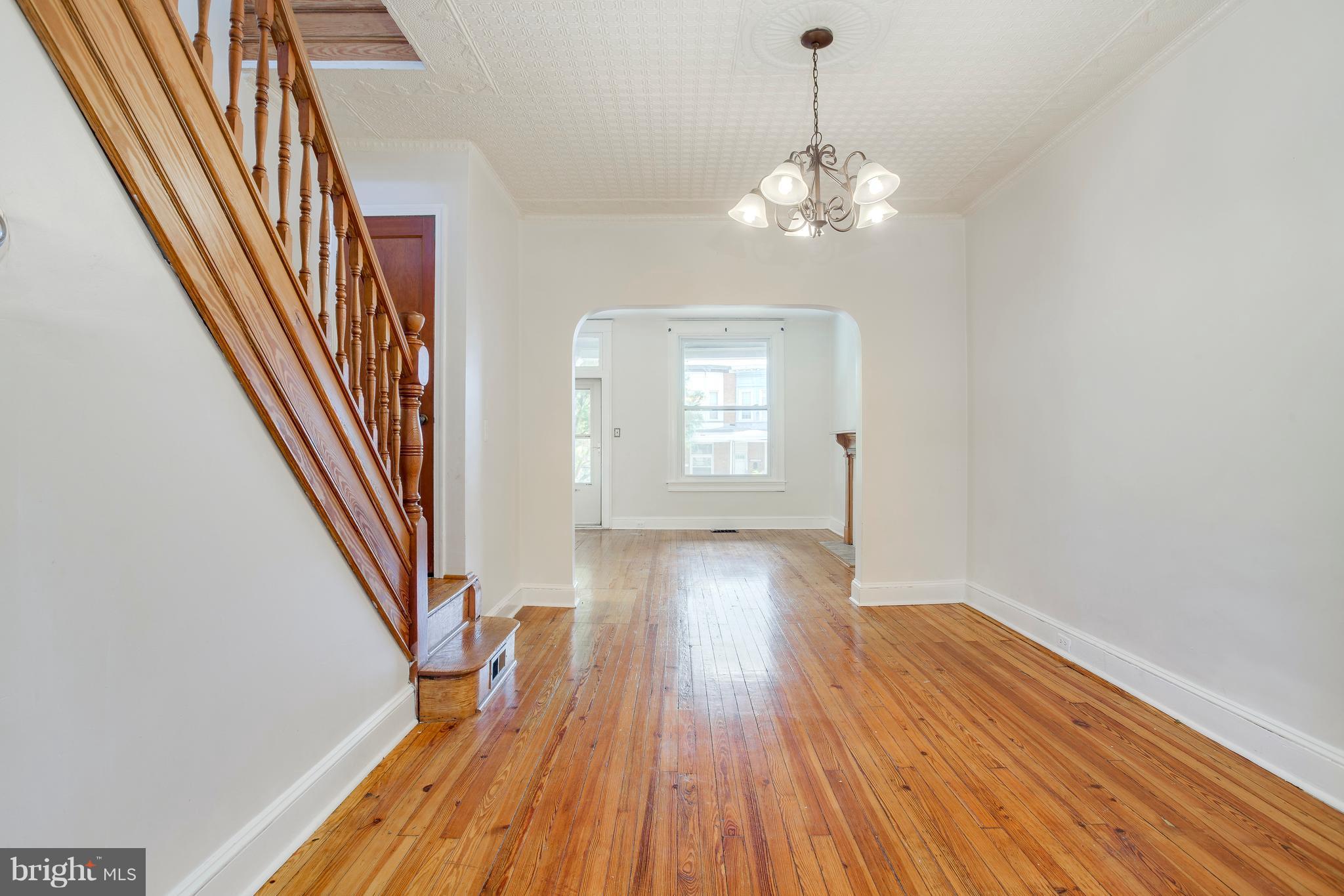 4119 Falls Road Baltimore, MD 21211 - Photo 8 of 23 can you spy the original tin ceiling?