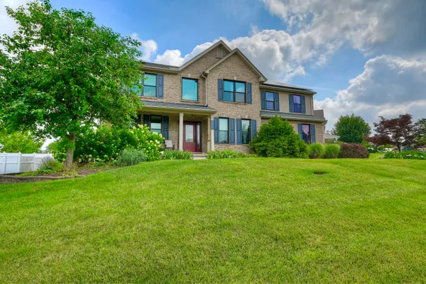 $425,000 | 9298 Hardwicke Lane, Florence, KY 41042