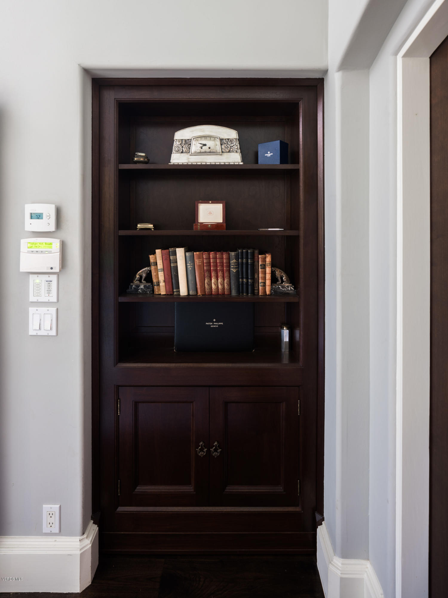 14003 Aubrey Road Beverly Hills, CA 90210 - Photo 35 of 49