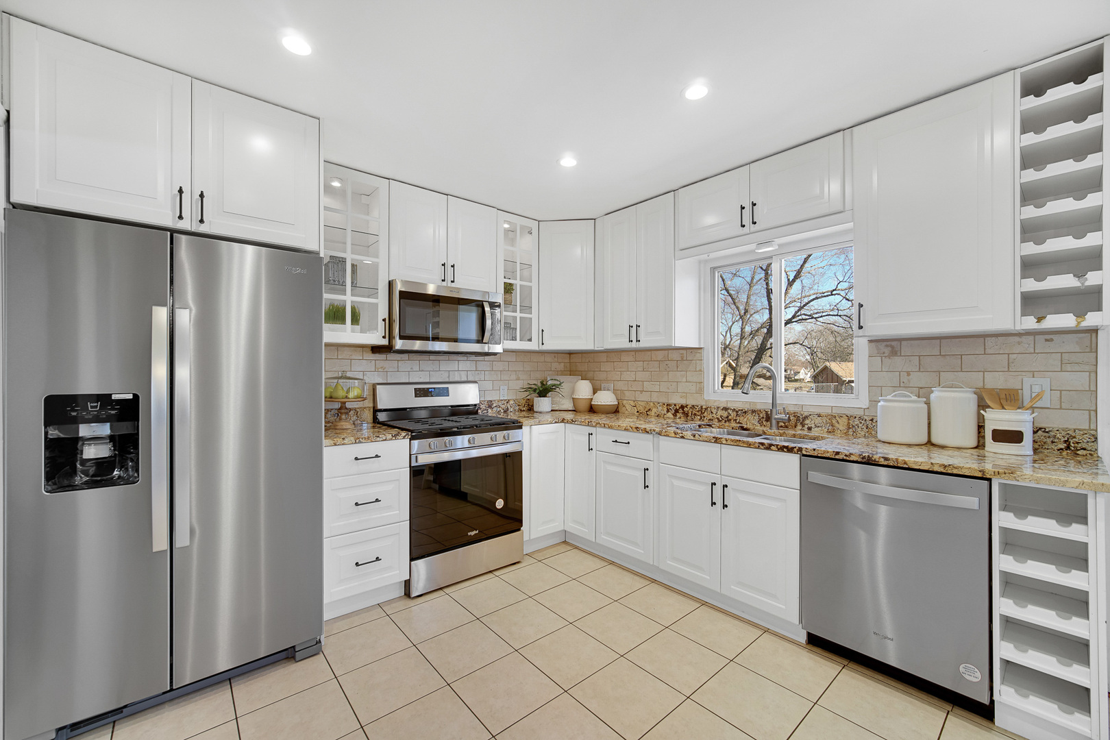 503 North Rohlwing Road Addison, IL 60101 - Photo 8 of 22 Gallery Image 8