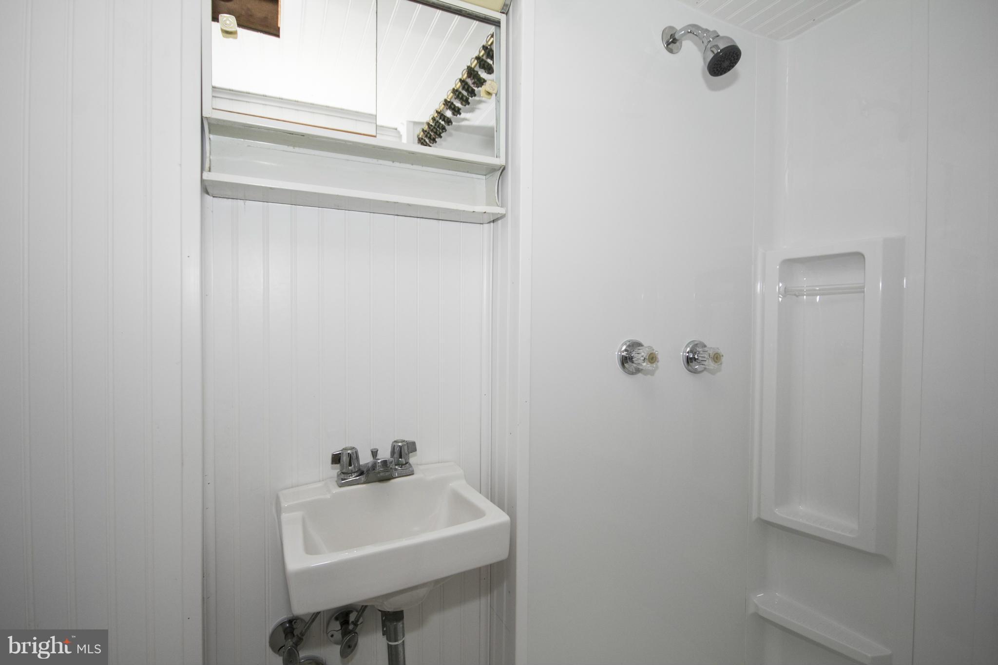 2801 Onyx Road Baltimore, MD 21234 - Photo 17 of 20 New Full Bathroom