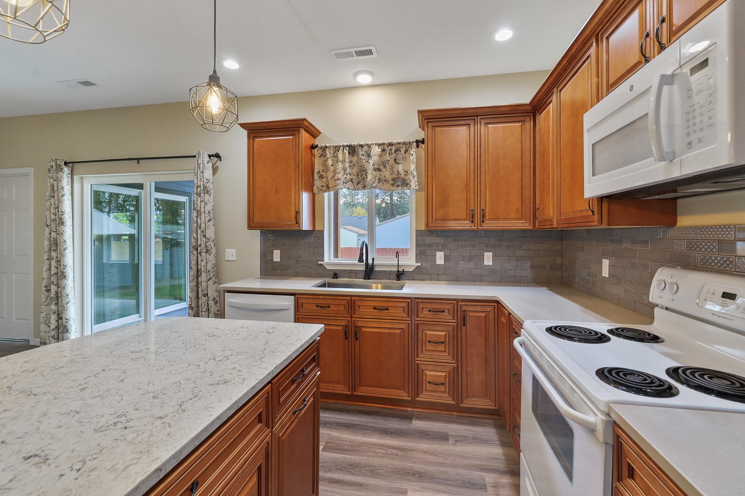 718 South Farr Road Spokane Valley, WA 99206 - Photo 13 of 28 Gallery Image 13