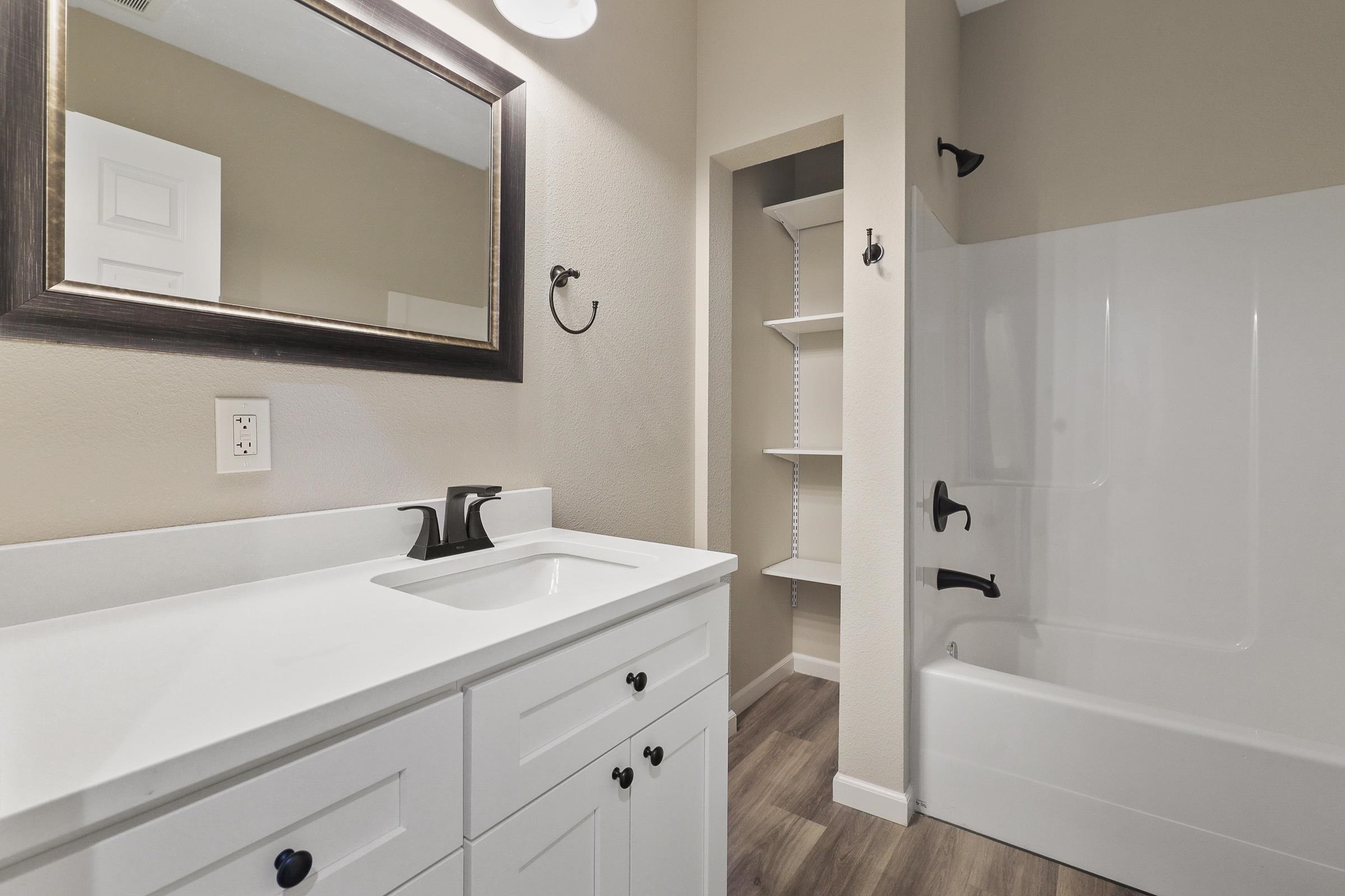 718 South Farr Road Spokane Valley, WA 99206 - Photo 20 of 28 Gallery Image 20