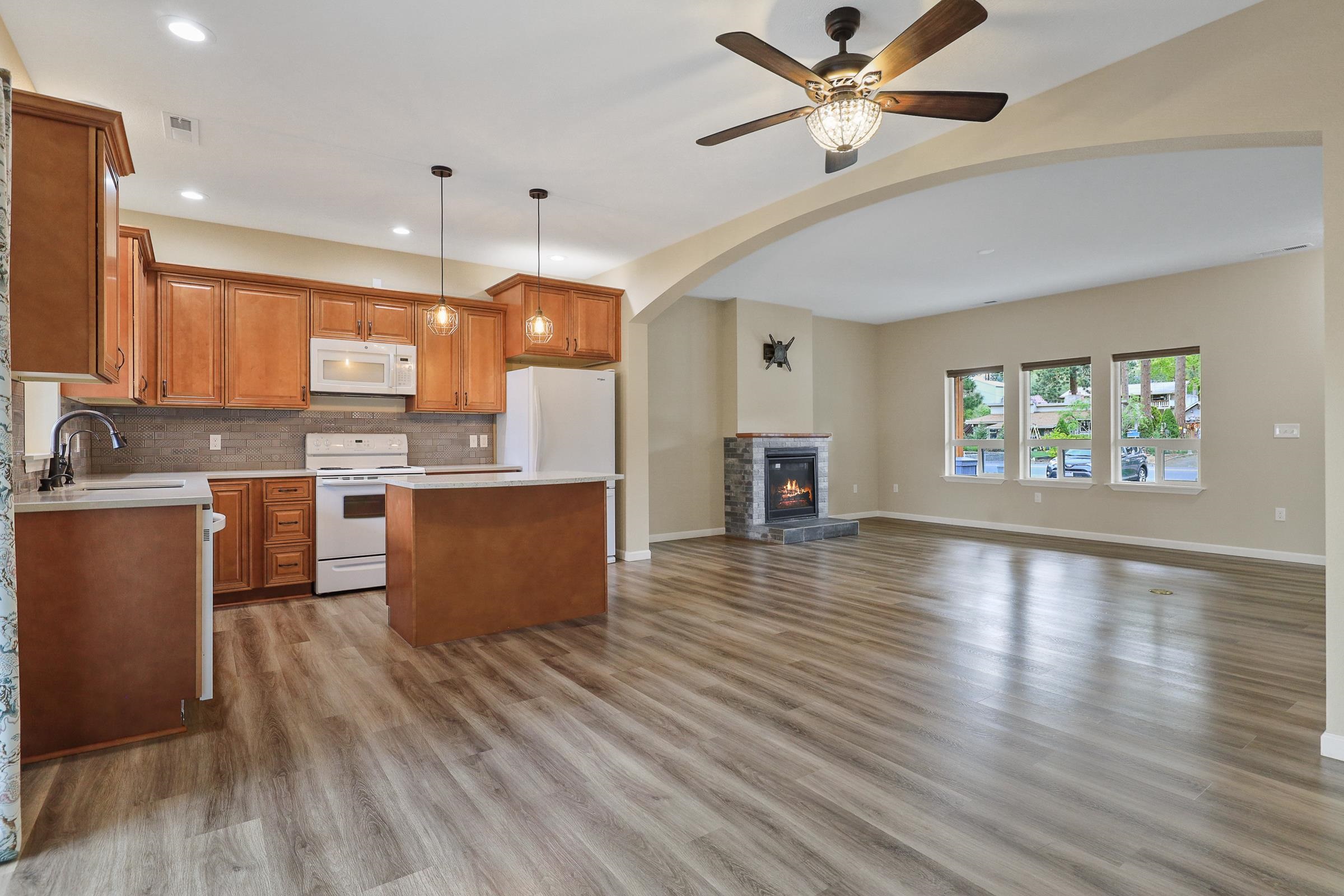 718 South Farr Road Spokane Valley, WA 99206 - Photo 10 of 28 Gallery Image 10