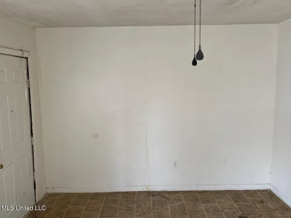 $32,200 | 1939 Belvedere Drive, Jackson, MS 39204