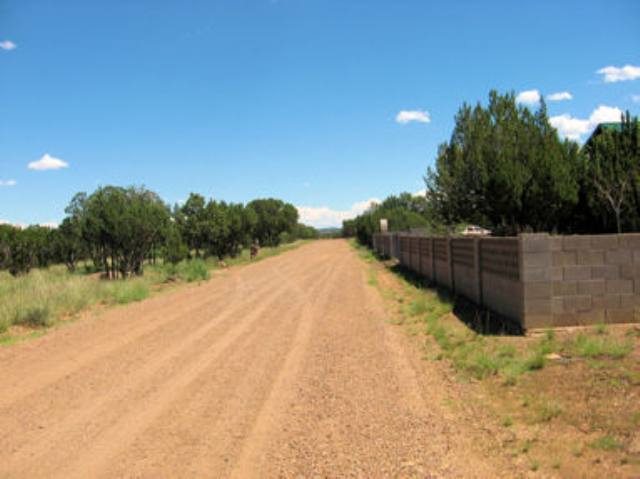 8443 Ridge Drive Show Low, AZ 85901 - Photo 2 of 2 Gallery Image 2