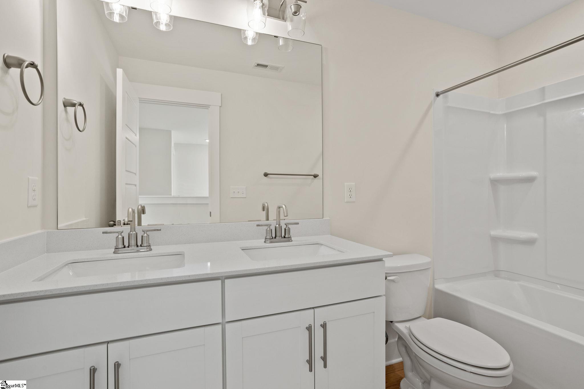 1716 Constitution Lane Moore, SC 29369 - Photo 19 of 29