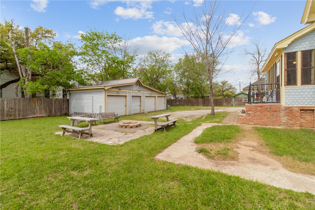 106 South Logan Avenue Bryan, TX 77803 - Photo 40 of 47 a view of a house with swimming pool and sitting area