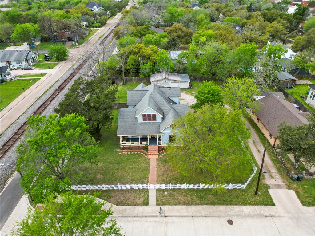 106 South Logan Avenue Bryan, TX 77803 - Photo 44 of 47 a view of a house with a yard