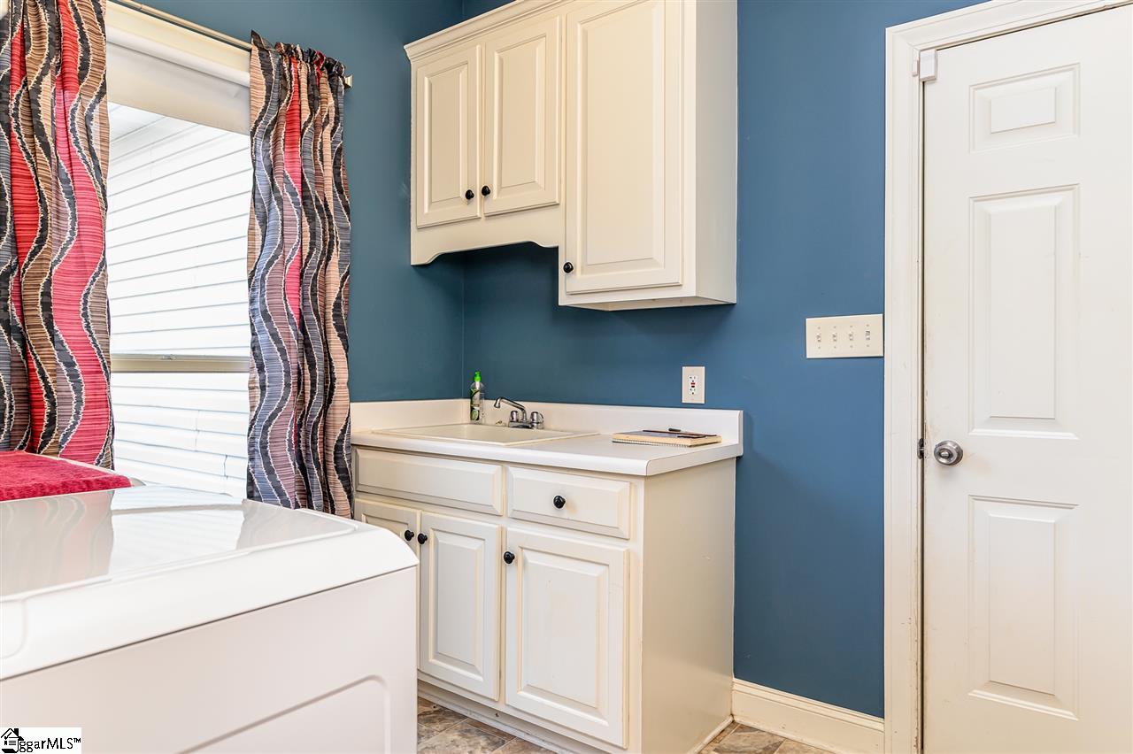 325 Acker Road Belton, SC 29627 - Photo 23 of 36