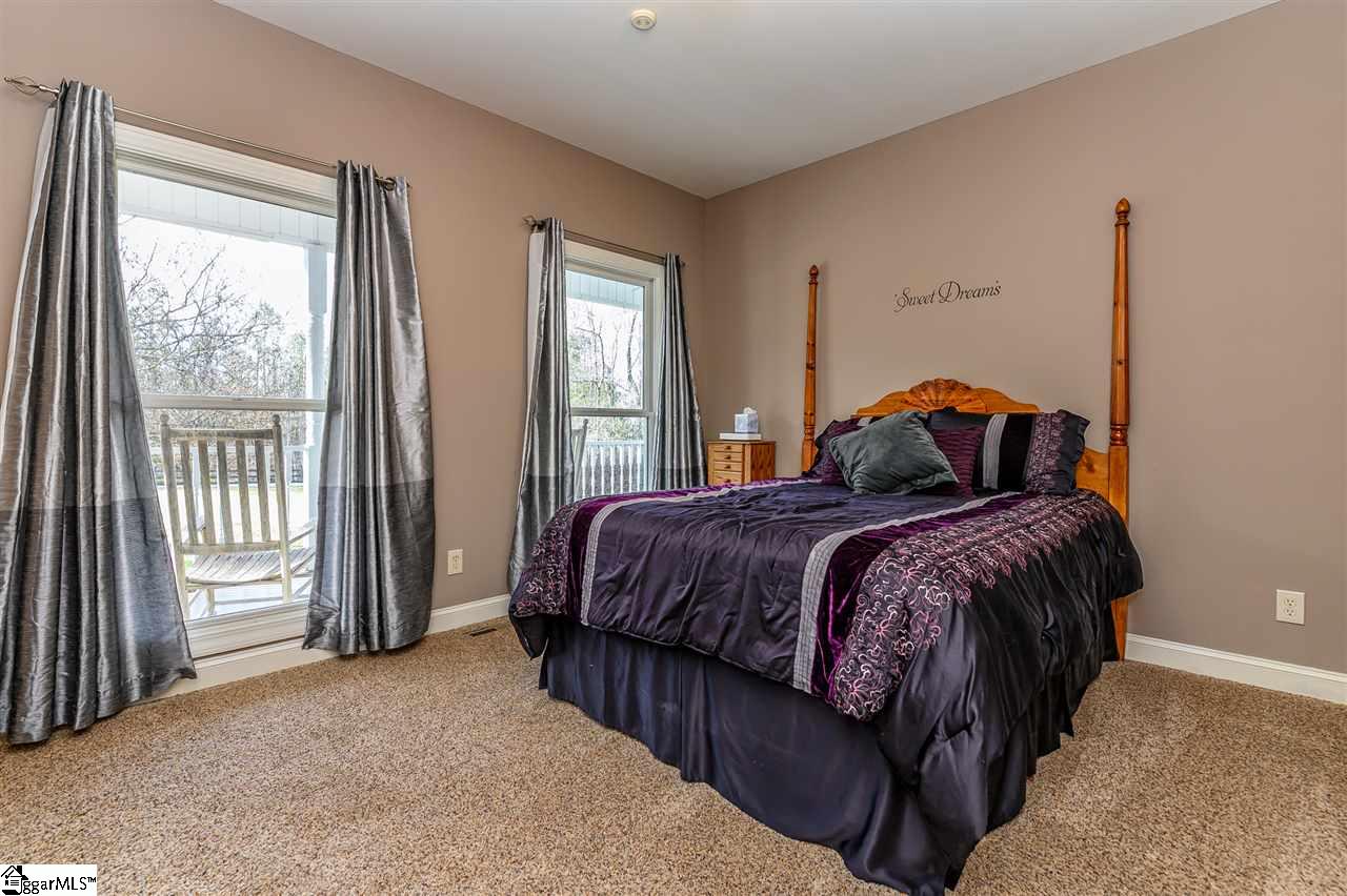 325 Acker Road Belton, SC 29627 - Photo 10 of 36 Guest Suite with Full Bath on Main