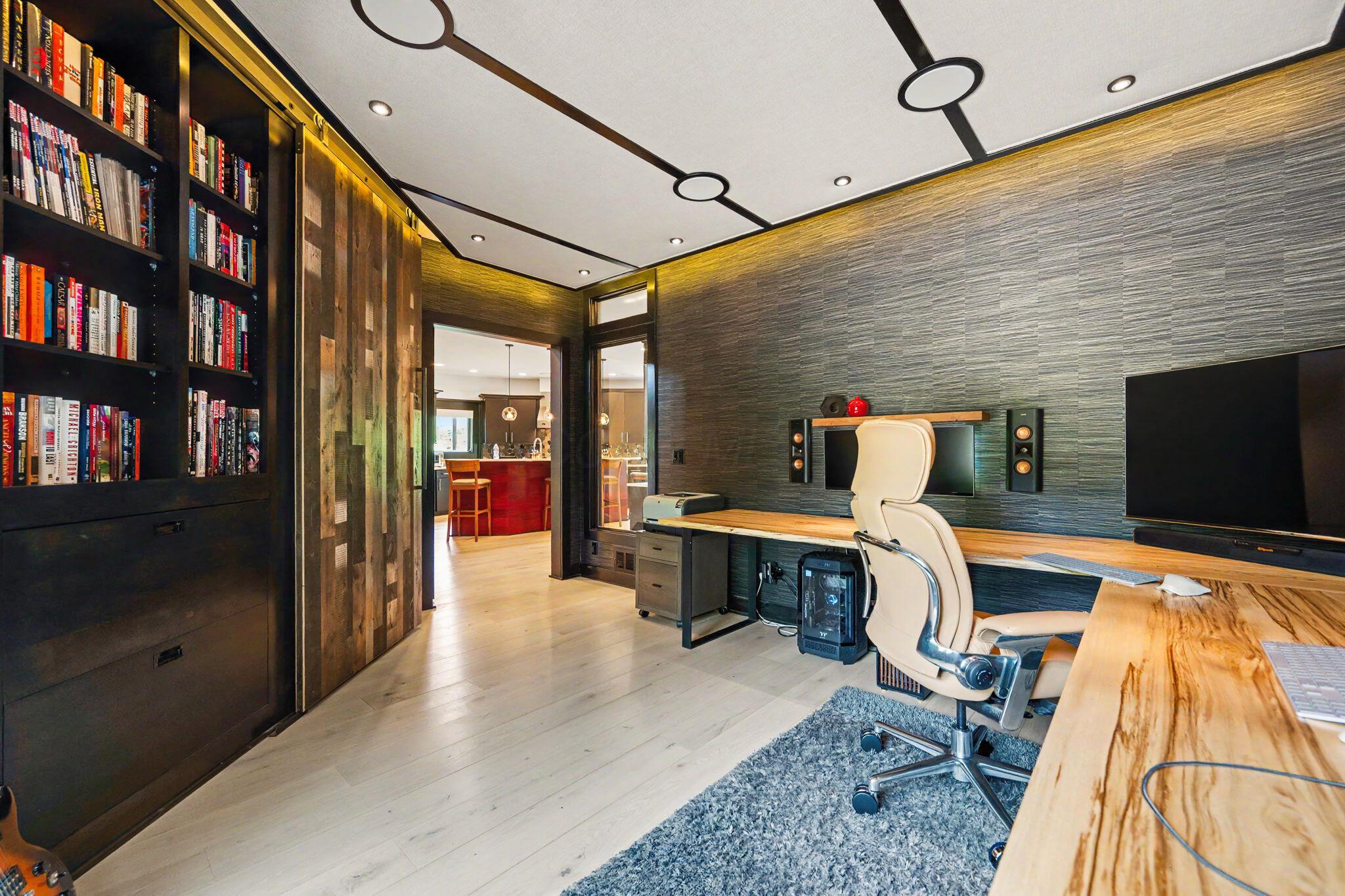 7691 Perry Road Delaware, OH 43015 - Photo 20 of 93 Office