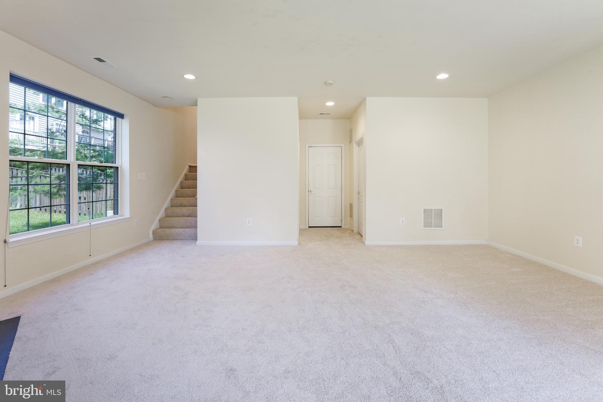 24752 Clock Tower Square Aldie, VA 20105 - Photo 31 of 37