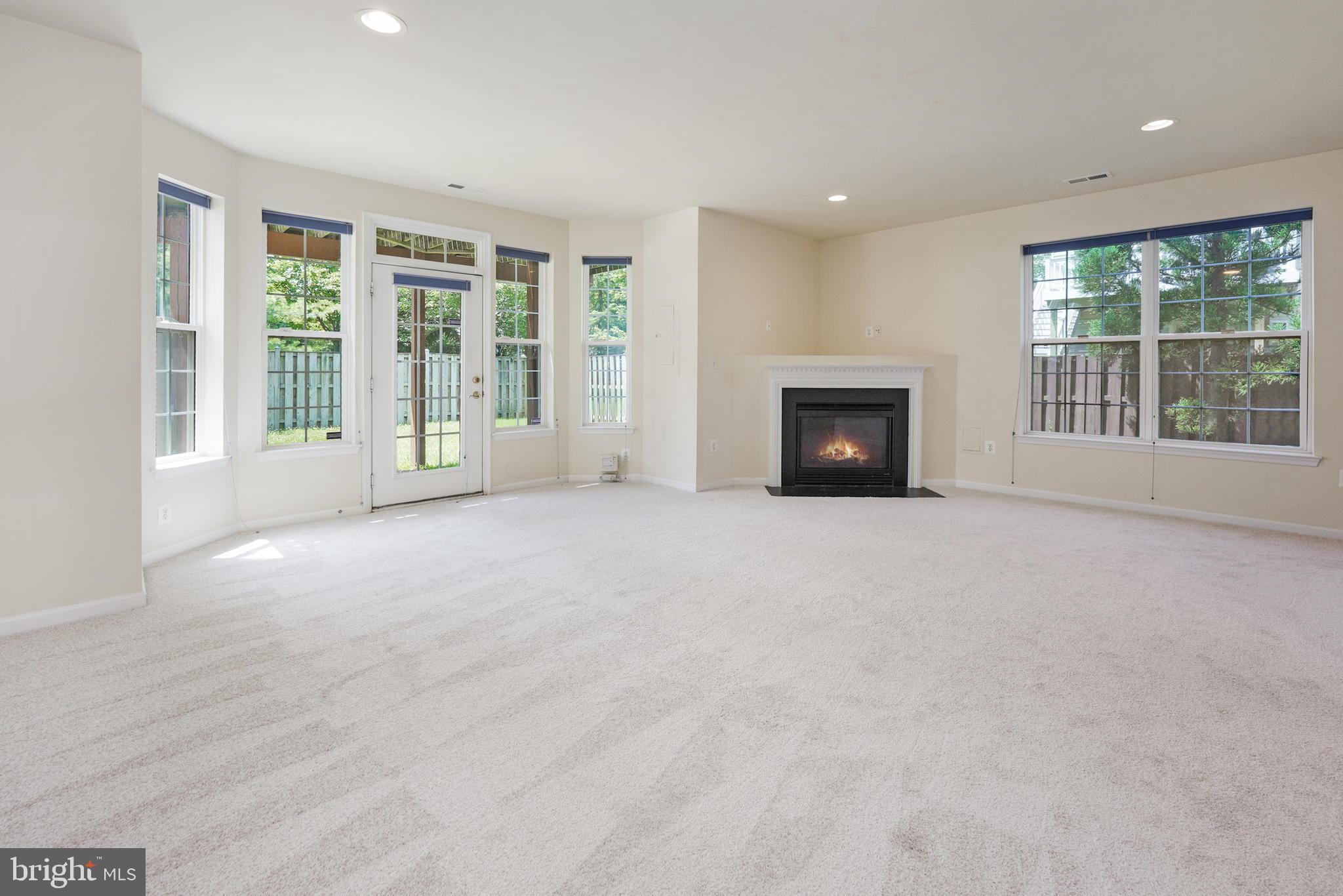 24752 Clock Tower Square Aldie, VA 20105 - Photo 32 of 37