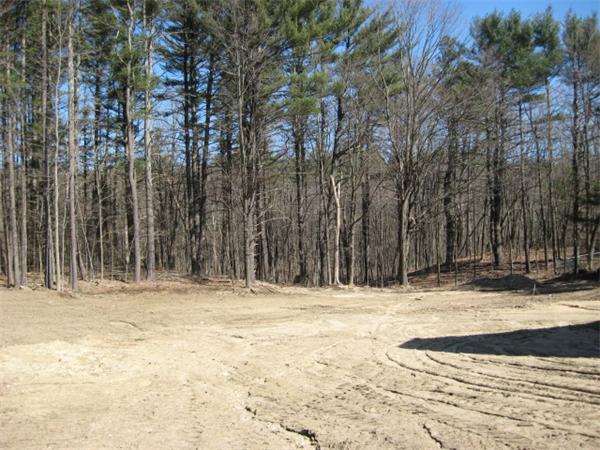1328 Mammoth Road Pelham, NH 03076 - Photo 2 of 16