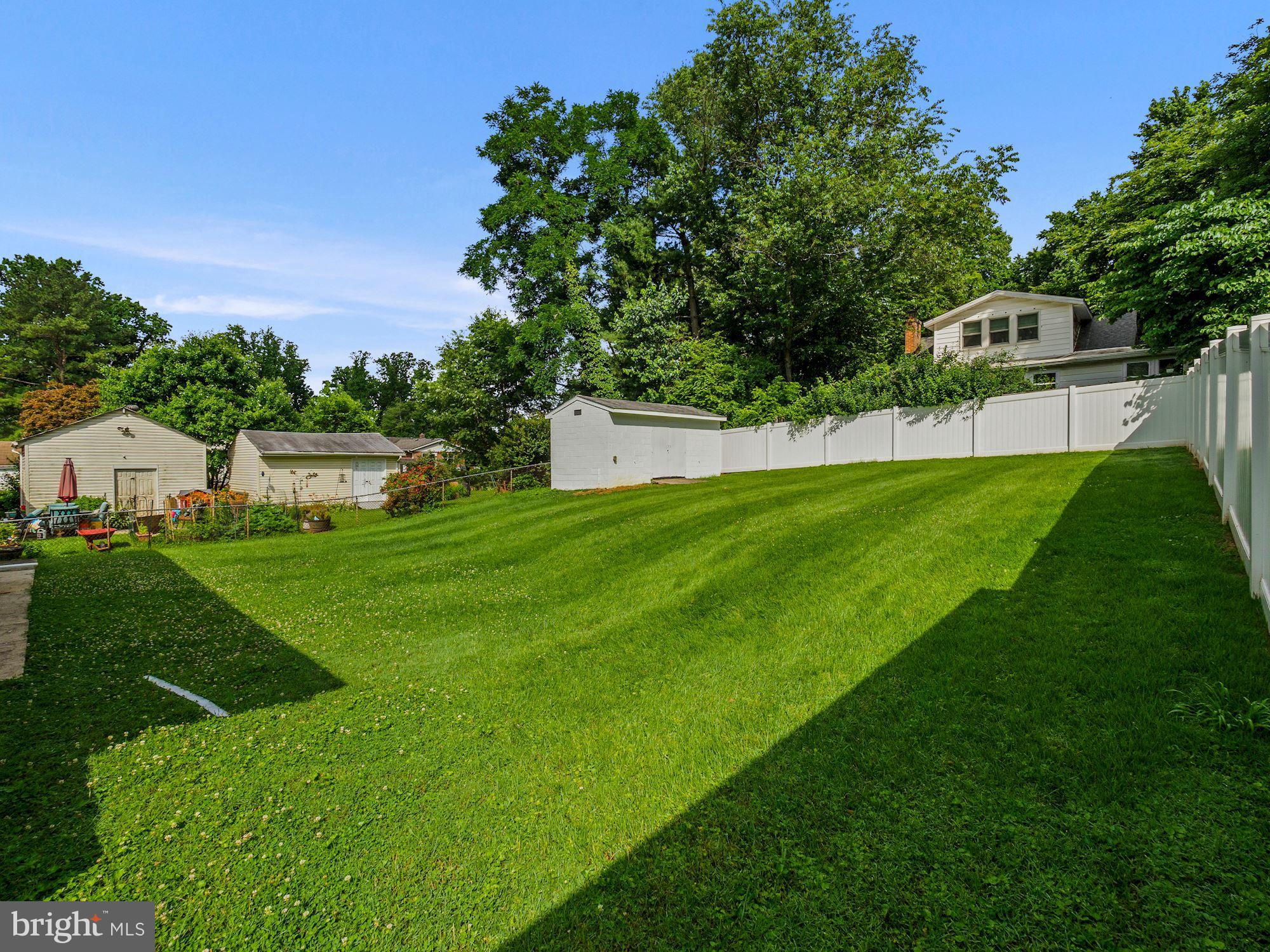 11320 Newport Mill Road Silver Spring, MD 20902 - Photo 11 of 15 Oversized yard