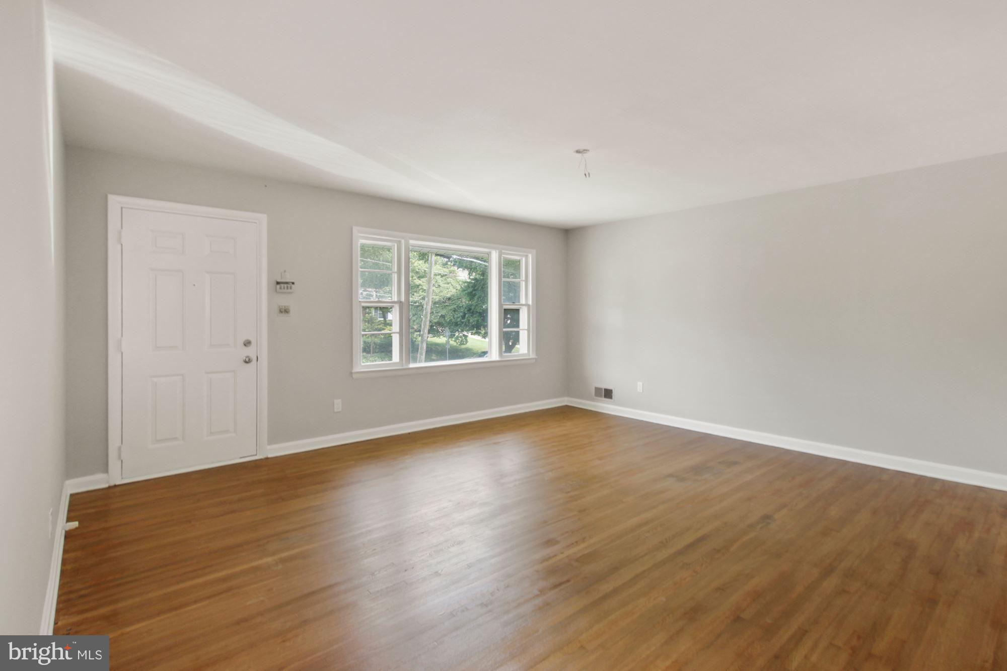 11320 Newport Mill Road Silver Spring, MD 20902 - Photo 3 of 15 Freshly Painted & Refinished Oak Hardwoods!