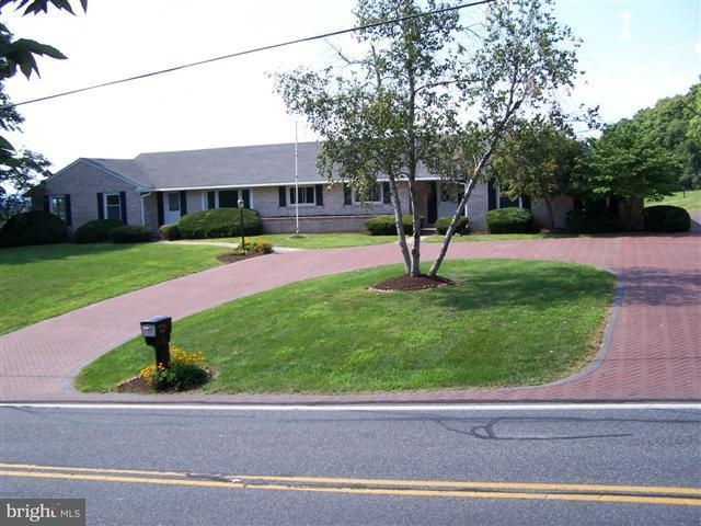 2663 Bainbridge Road Bainbridge, PA 17502 - Photo 1 of 15 Gallery Image 1