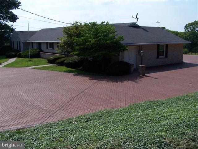 2663 Bainbridge Road Bainbridge, PA 17502 - Photo 3 of 15 Gallery Image 3