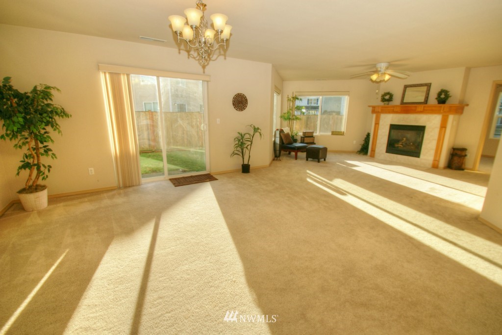 14511 Southeast 153rd Place Renton, WA 98058 - Photo 10 of 24 Gallery Image 10