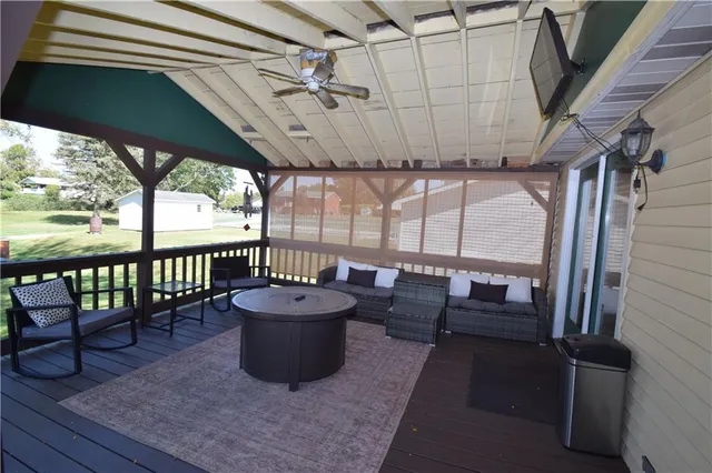 $329,000 | 412 Circle Drive, Ellwood City, PA 16117