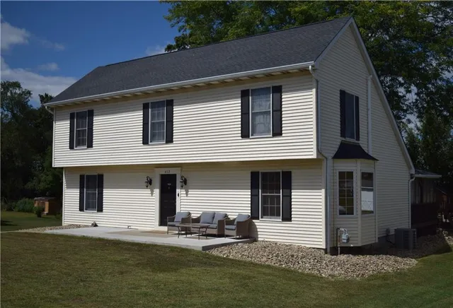 $329,000 | 412 Circle Drive, Ellwood City, PA 16117