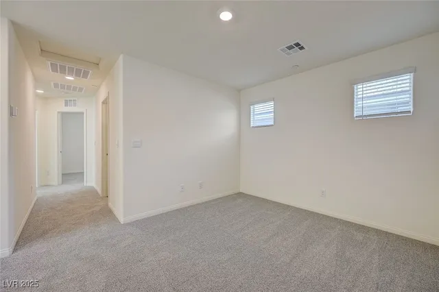 $2,200 | 502 Red Lovebird Avenue, Henderson, NV 89011