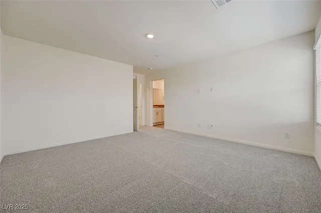 $2,200 | 502 Red Lovebird Avenue, Henderson, NV 89011