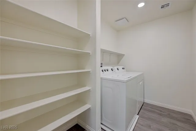 $2,200 | 502 Red Lovebird Avenue, Henderson, NV 89011