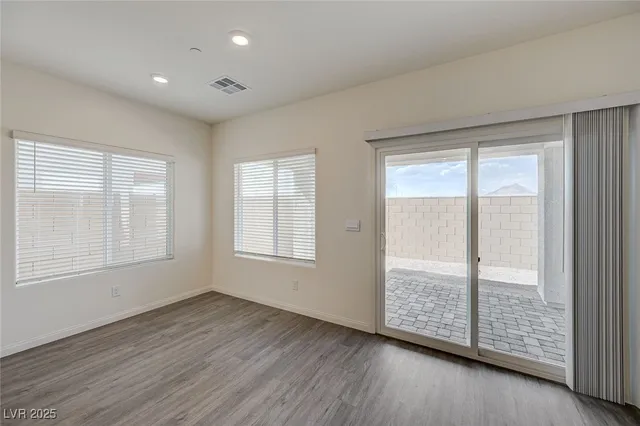 $2,200 | 502 Red Lovebird Avenue, Henderson, NV 89011