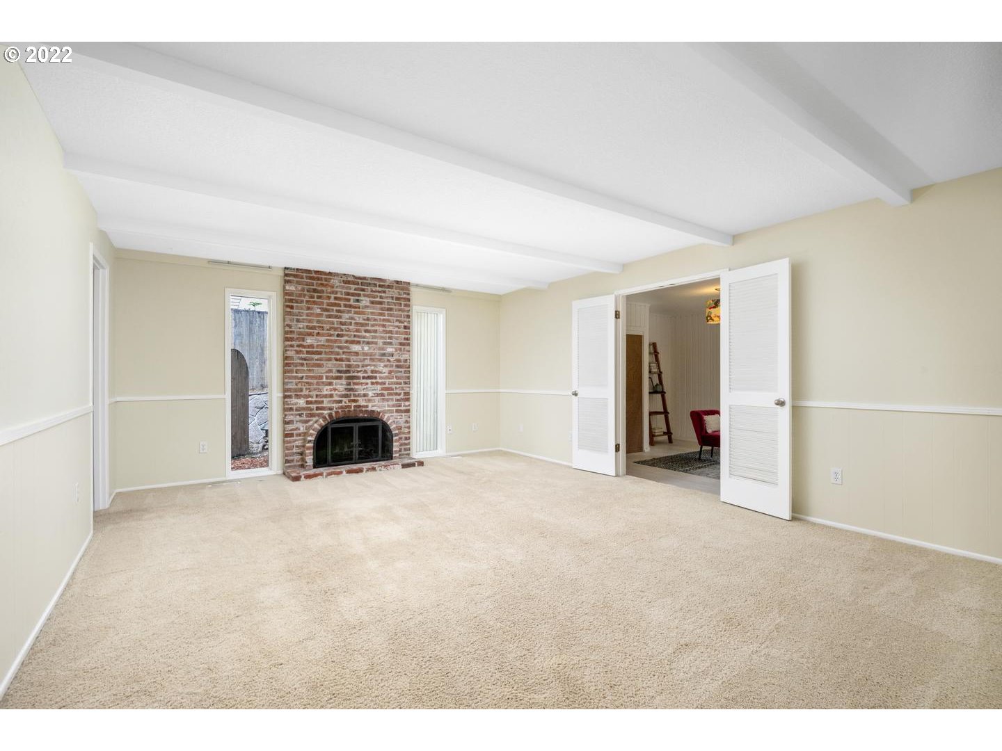 6735 Southwest Raleighview Court Portland, OR 97225 - Photo 16 of 30 Family Room