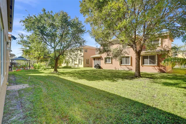 $999,000 | 20456 Northwest 8th Court, Miami Gardens, FL 33169