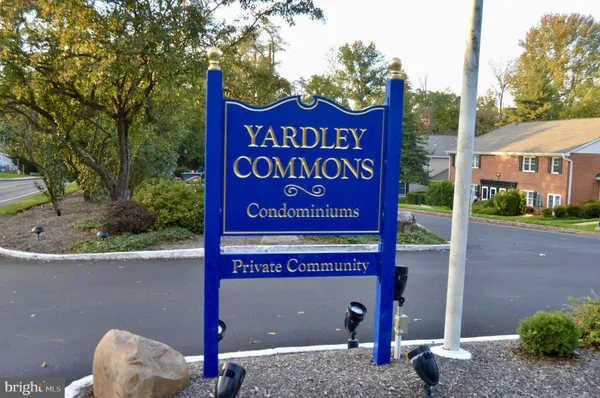 $275,000 | 307 Yardley Common, Morrisville, PA 19067