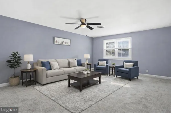 $275,000 | 307 Yardley Common, Morrisville, PA 19067