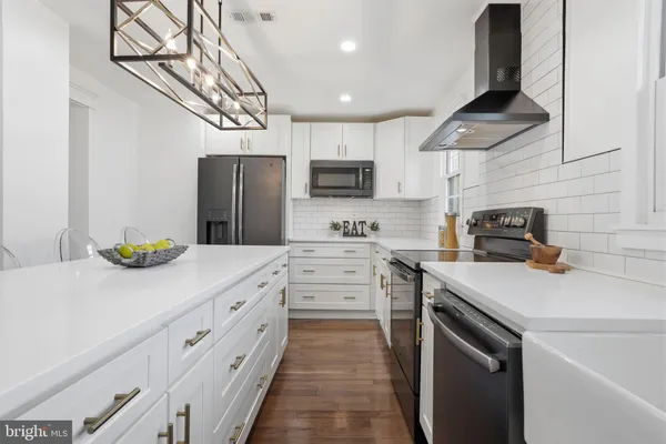 $275,000 | 307 Yardley Common, Morrisville, PA 19067