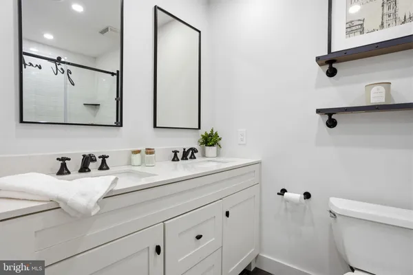 $275,000 | 307 Yardley Common, Morrisville, PA 19067