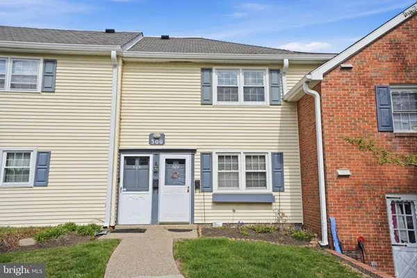 $275,000 | 307 Yardley Common, Morrisville, PA 19067
