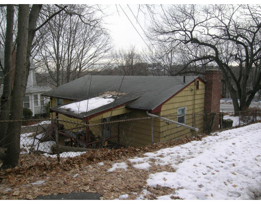 308 Charles River Road Watertown, MA 02472 - Photo 4 of 13 Gallery Image 4