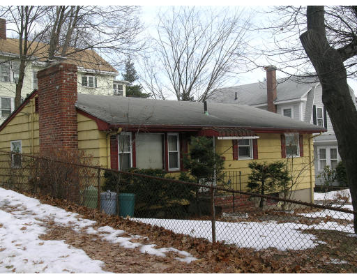 308 Charles River Road Watertown, MA 02472 - Photo 5 of 13 Gallery Image 5