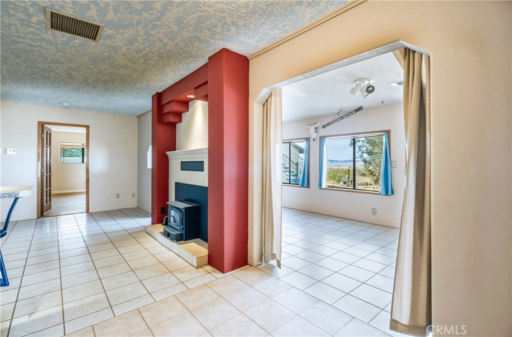 5975 Desert Star Road Johnson Valley, CA 92285 - Photo 9 of 74 Main house living room