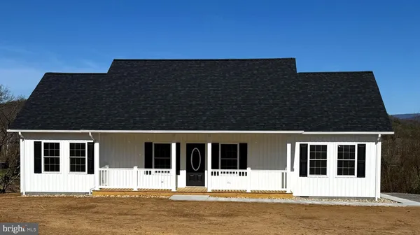 $319,000 | 152 Fisher Lane, Moorefield, WV 26836