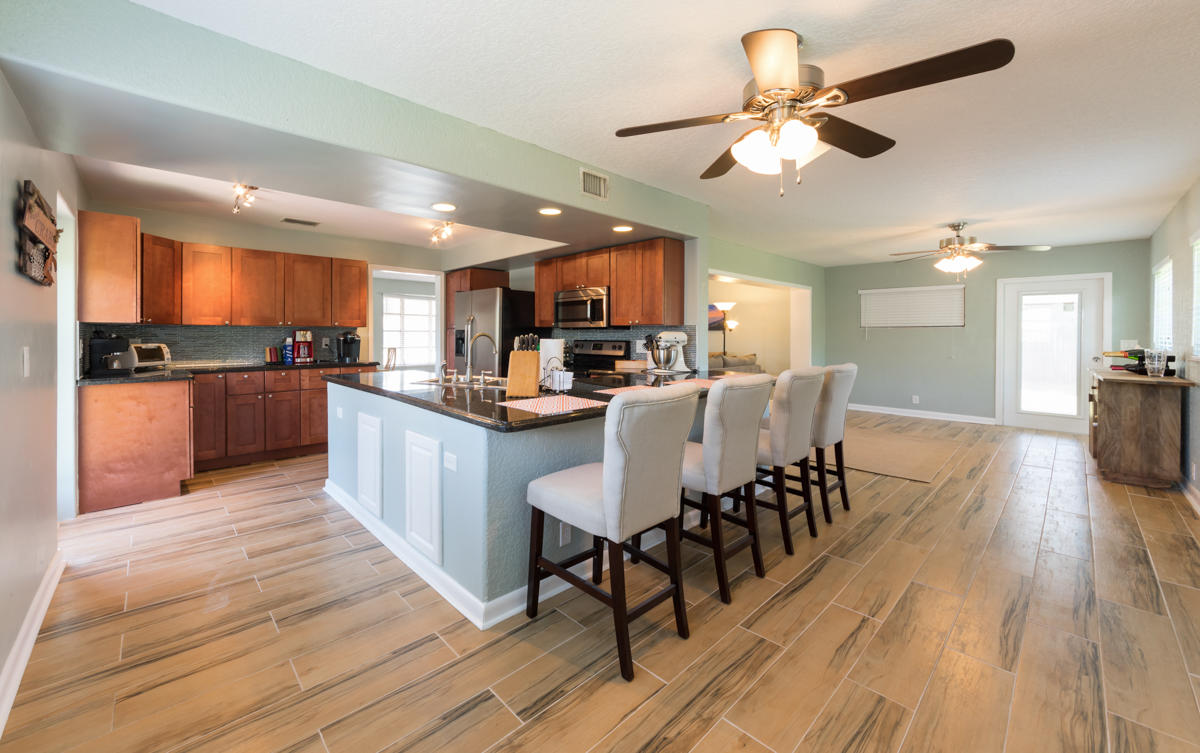 699 Northwest 12th Avenue Boca Raton, FL 33486 - Photo 9 of 21 699 NW 12th Kitchen 1