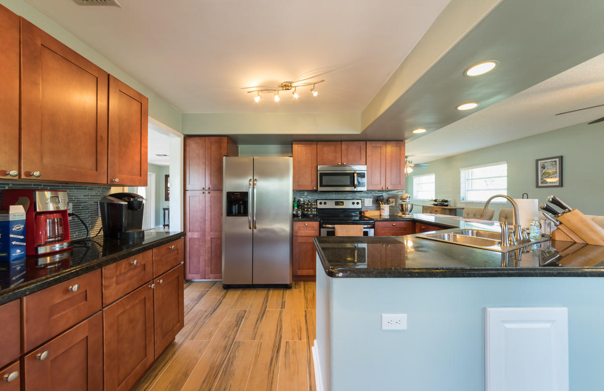 699 Northwest 12th Avenue Boca Raton, FL 33486 - Photo 10 of 21 699 NW 12th Kitchen 2
