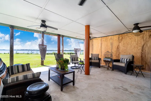 $570,000 | 200 Lake Vue Drive, Aurora, NC 27806