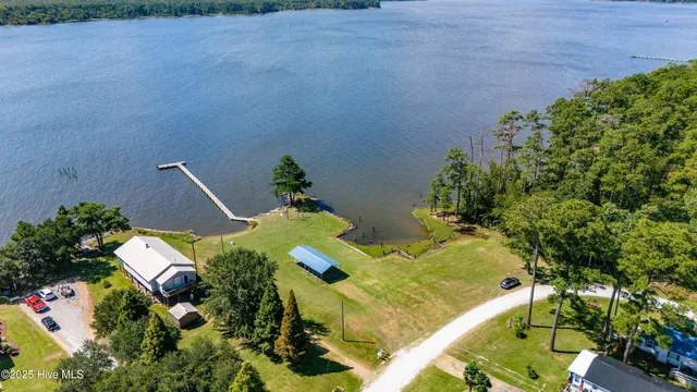 $570,000 | 200 Lake Vue Drive, Aurora, NC 27806