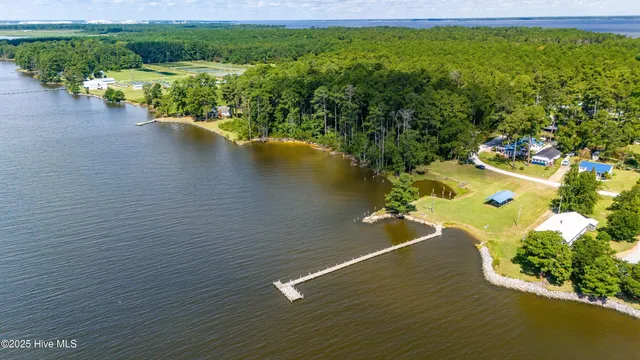 $570,000 | 200 Lake Vue Drive, Aurora, NC 27806