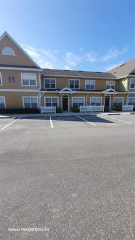 $1,750 | 4014 Santa Maria Drive, Unit 105, Kissimmee, FL 34741