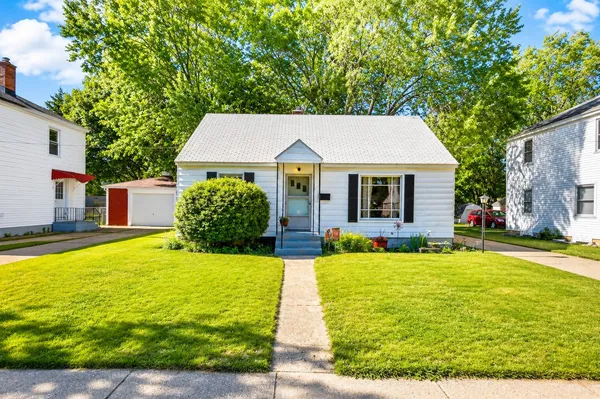 $224,900 | 923 Colrain Street Southwest, Wyoming, MI 49509